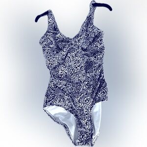 Lands End Black & White Paisley Swimsuit 
Size M